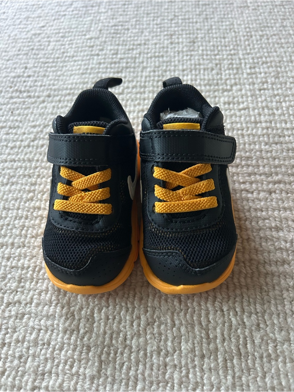 Nike Kids Black and Yellow Velcro Athletic Sneakers